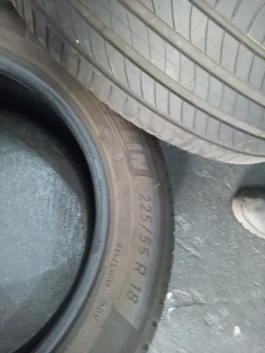 Pneu 225/55R18 usado em bom -R$285,00 cd
