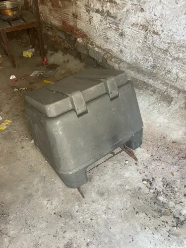 Baú com ferragem para Honda 160