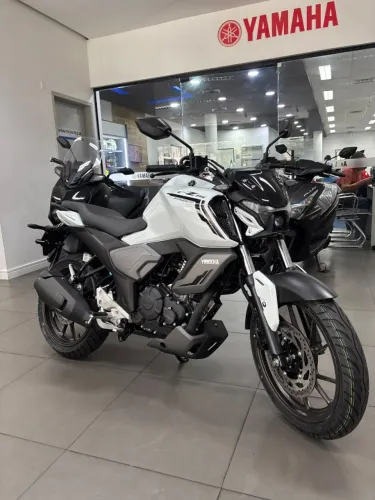 FZ15 2027 - SEM ENTRADA ; ACEITAMOS SUA USADA NA TROCA