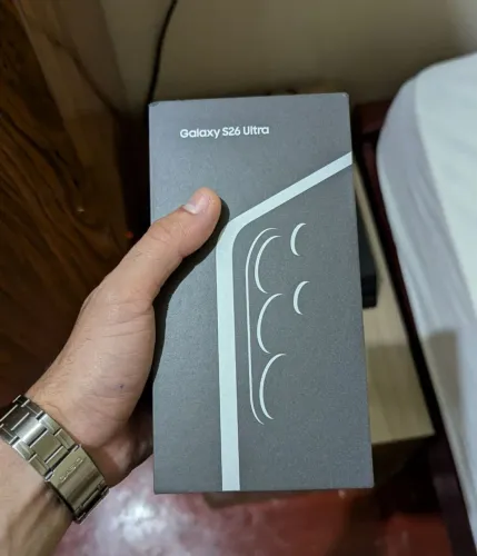 Samsung s26 ultra branco 512gb LACRADO (Caixa, nota fiscal em meu nome e carregador)