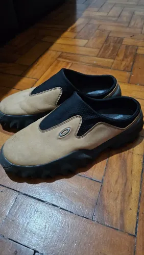 Tenis oakley team nubuck chope saw 42 br
