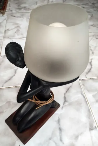 Abajur Clássico de Mesa