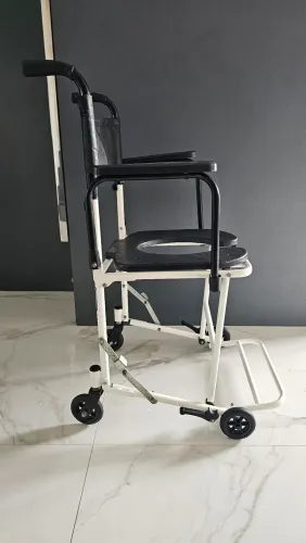 Cadeira de banho dobrável 