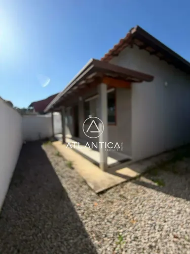 Atlântica Imóveis tem excelente casa à venda, 70 m² por R$ 335.000,00 - Residencial - Rio