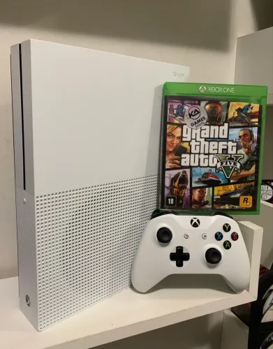 Xbox One S Impecável