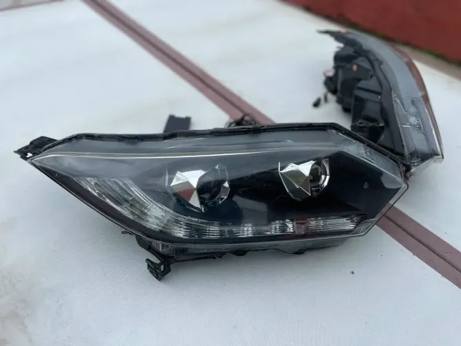 Par farol HR-V 2015 a 2022
