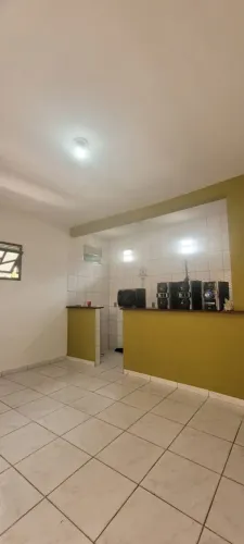 Alugo, 1/4, Totalmente Mobiliado!