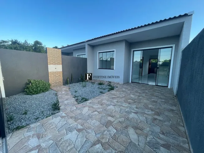 Casa a Venda em Praia de Leste