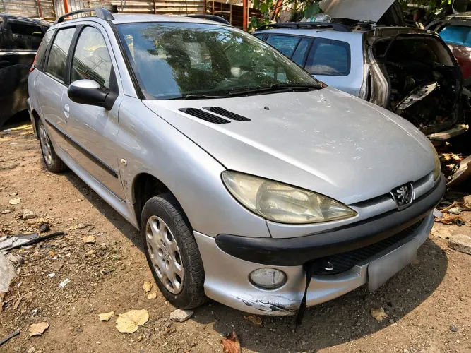 Vendo peças de Peugeot 206 SW 1.4 2008