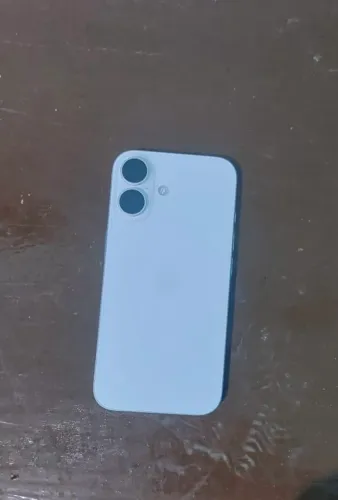 iPhone 16