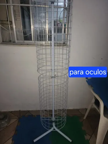 Organizador de bonés ou óculos