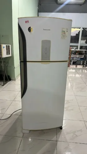 Geladeira Panasonic 