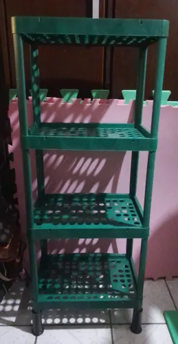 Estante Verde Em Plástico Desmontável - Com Pés (125 cm X 48 cm X 32,5 cm)