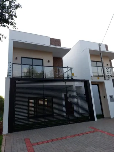 Sobrado à venda em Country, Cascavel-PR