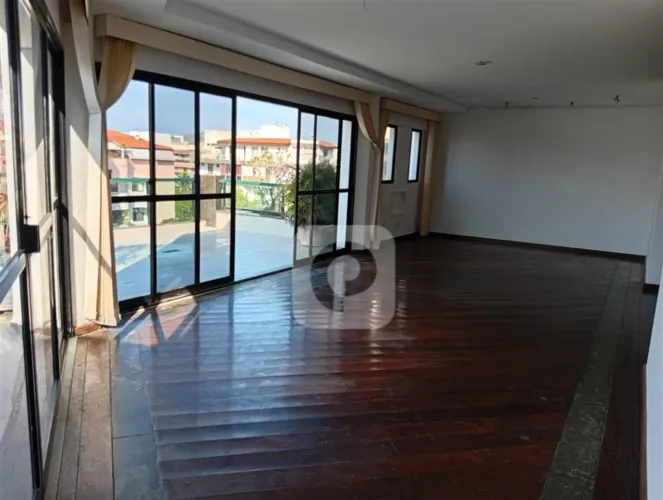 Recreio dos Bandeirantes Gleba A Cobertura Única Linear 398m² 4 Suítes à Venda