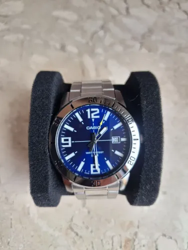 Casio MTP-VD01D-2BVCF - NOVO, SEM USO