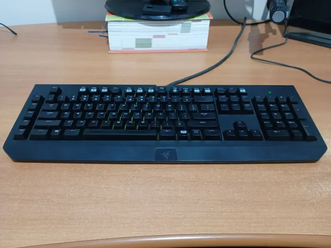 RAZER BLACKWIDOW ULTIMATE