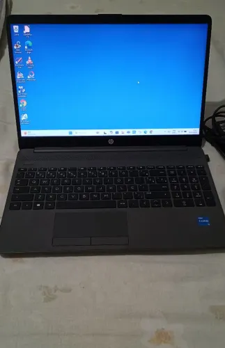 Notebook Hp i5 W11 8gb 256ssd perfeito pouco uso