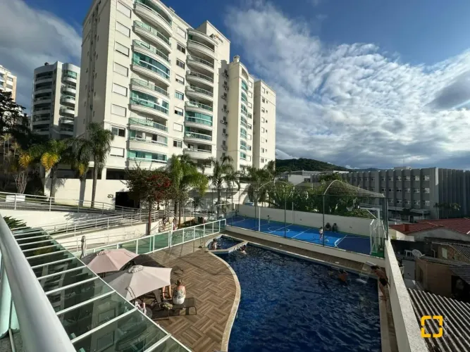 Apartamento 3 dormitórios, 1 suíte - Semi mobiliado - Itacorubi