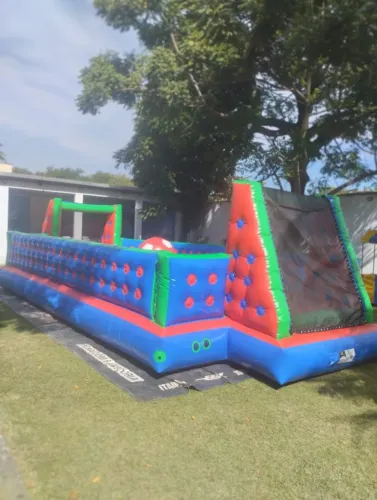 Aluguel de brinquedos e decoração para sua festa