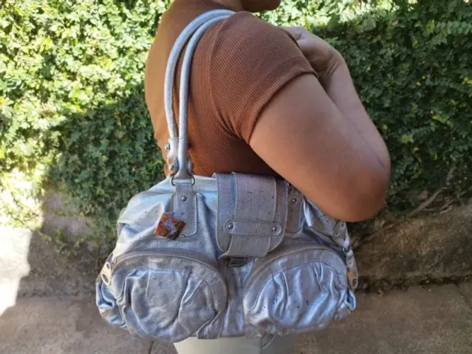 Bolsas femininas Couro Legítimo (03 unidades) R$99,00