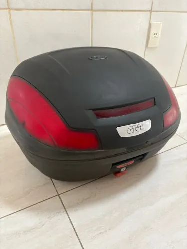 Baú Givi 45 litros