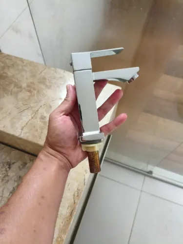 2 Torneiras Banheiro Inox Luxo Quadrada De Volta Toda 