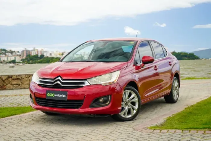 Citroen C4 Lounge Tendance 2.0 Flex 4P Aut. 2014