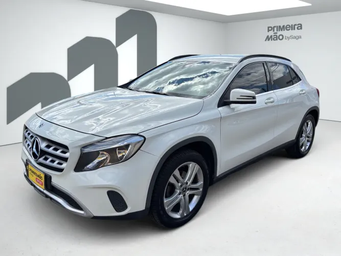 Mercedes-Benz GLA-200 GLA 200 Night 1.6. TB 16V Flex Aut. 2018