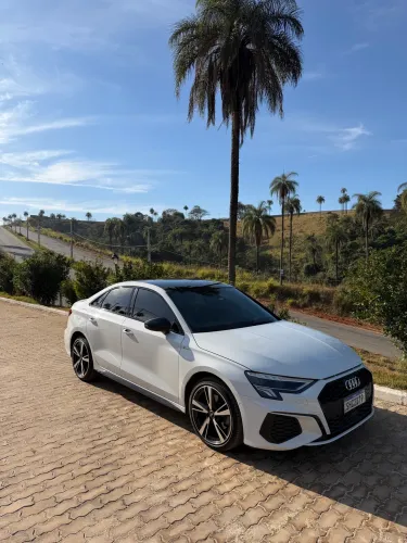 Audi A3 Sed. Perform. Black 2.0 TFSI S-tronic 2023