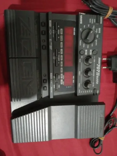 Pedaleira zoom707 ll