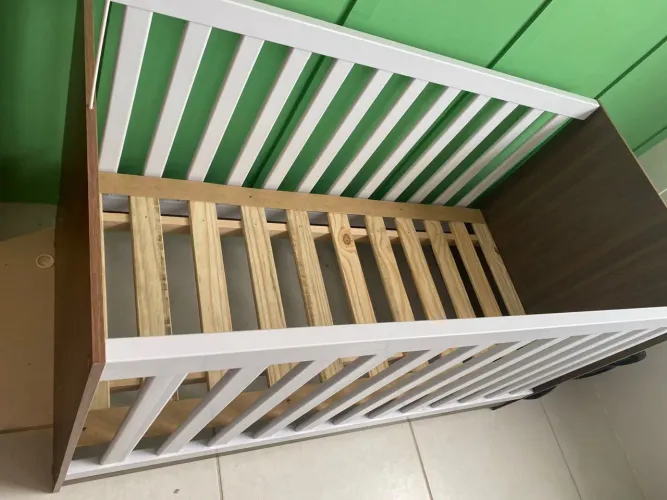 Berço 3 Em 1 Para Colchão 130 X 60cm Doce De Leite Madeirado/branco