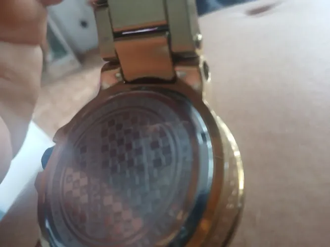 Vendo esse relógio todo original