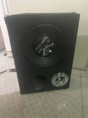 caixa de som automotivo
