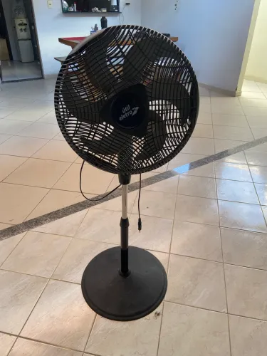 Ventilador de coluna Útil Eletro