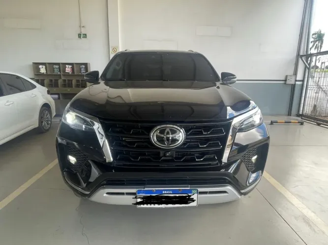 Toyota Hilux SW4 SRX 4X4 2.8 TDI 16V Dies. Aut. 2023