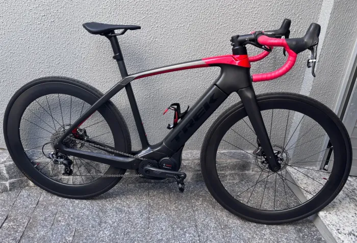 Bike elétrica Trek Domane+ Carbon