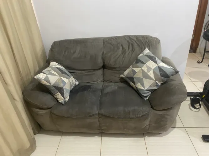 Sofá 2 lugares 