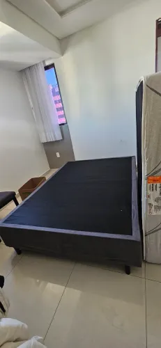 Cama Queem