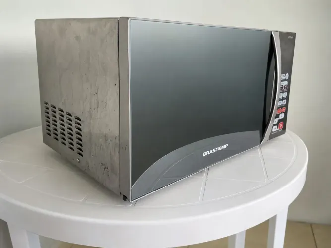 Micro-ondas Brastemp 30L 127V - Funcionando Perfeitamente
