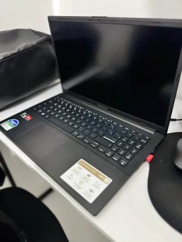 Notebook Asus Vivobook - Na garantia de fábrica