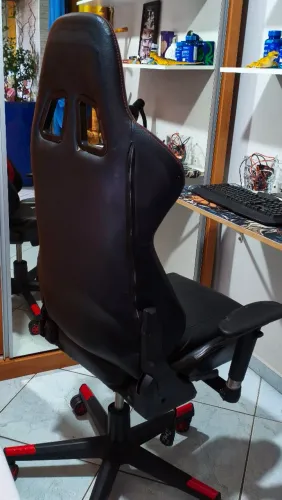 CADEIRA GAMER (USADA EM BOM ESTADO)