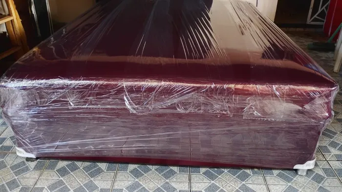 Cama King de mola Ensacada tope nova no platico