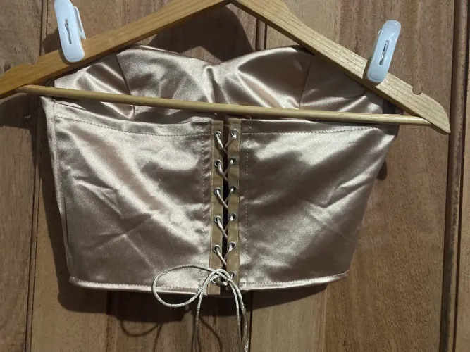 Lote de roupas
