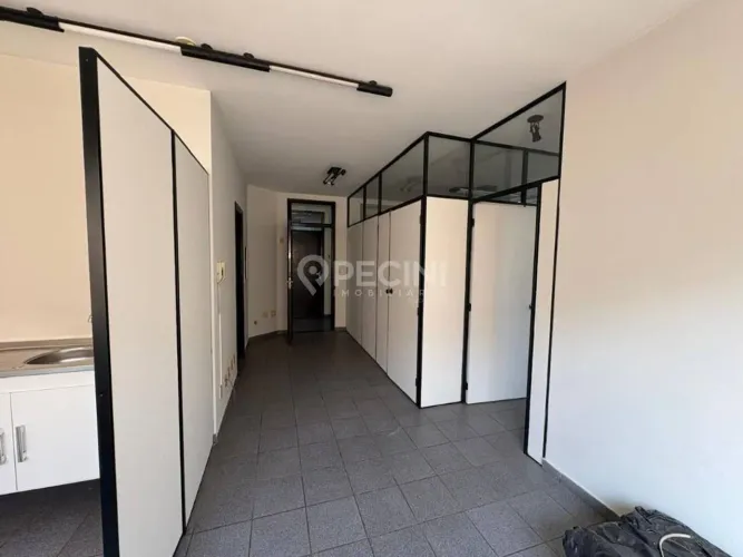 Sala para venda no Centro de Rio Claro.