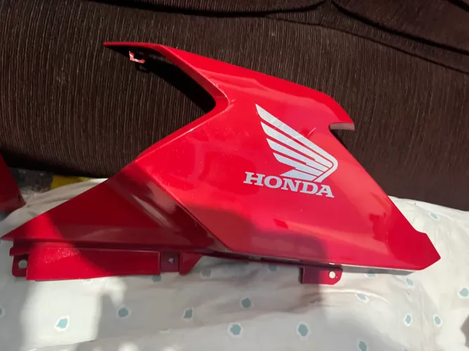Vendo peças da fan 160 carenagem 