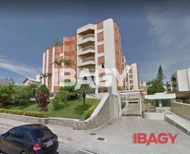 Excelente Apartamento 3 dormitório(s) em Pantanal - Florianópolis