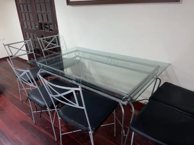 Vendo mesa 6 lugares