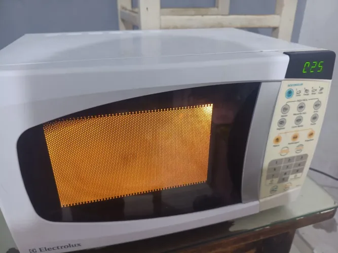 Microondas Electrolux 20l