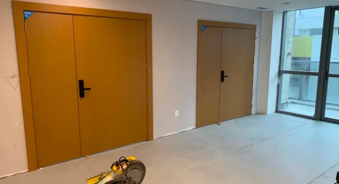 INSTALAÇÕES DE PORTAS E MÓVEIS